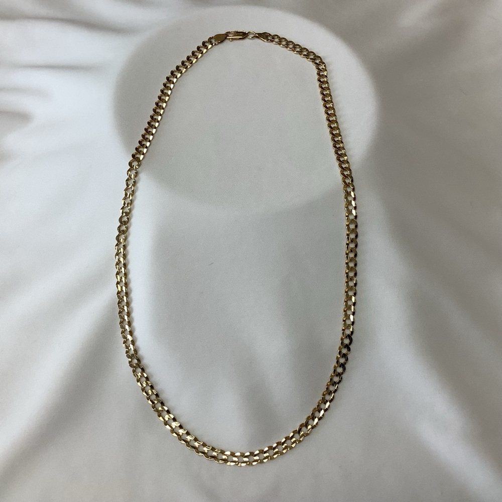 10 karat yellow gold chain